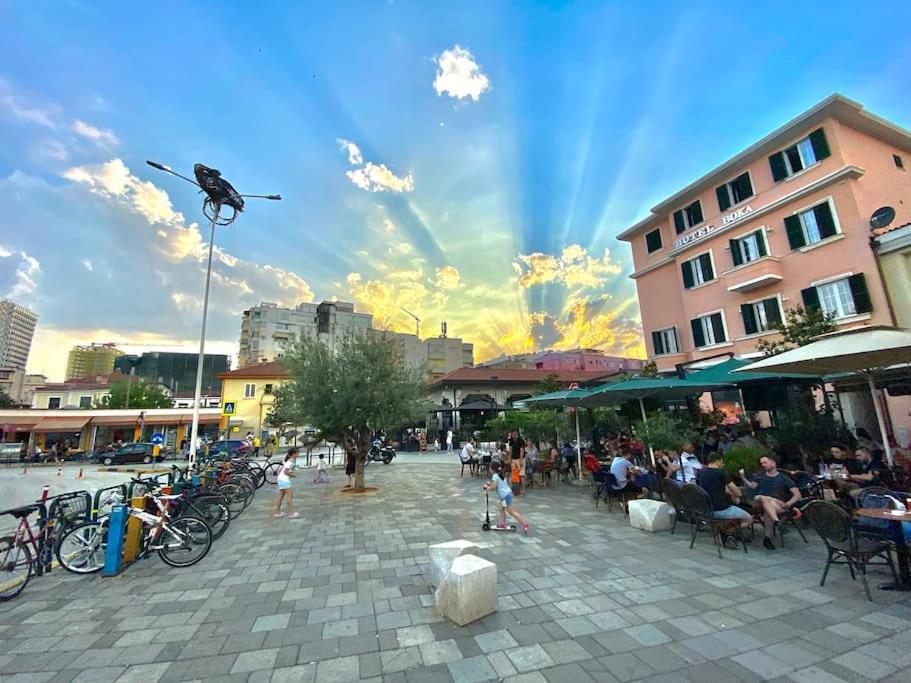City Centre Big Art'Partment Heart Of The Capital Tirana Esterno foto