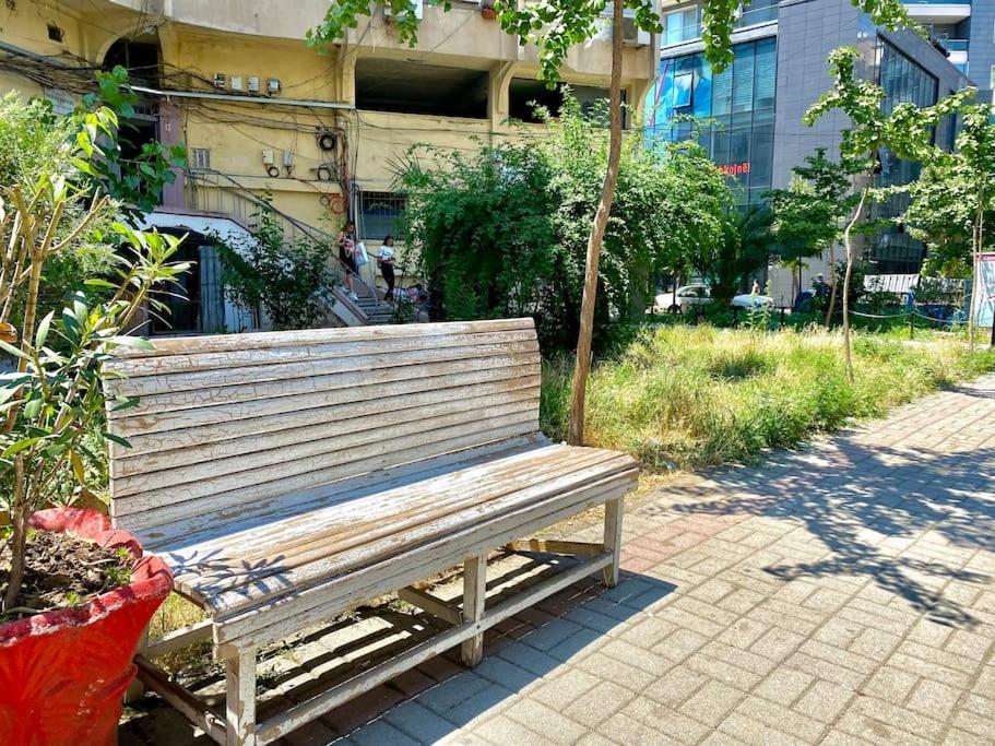 City Centre Big Art'Partment Heart Of The Capital Tirana Esterno foto