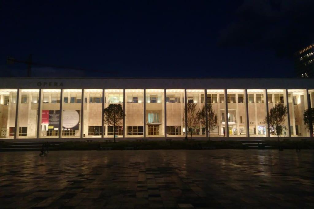City Centre Big Art'Partment Heart Of The Capital Tirana Esterno foto